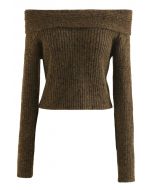 Courtly Off-Shoulder Fuzzy Crop Knit Top en Marron