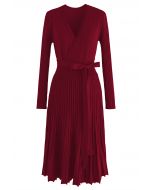 Embrassez une robe tricotée souple en rouge