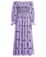 Robe midi froncée noire à broderie florale en lilas