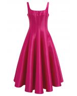 Robe caraco en satin poli à ourlet évasé en magenta