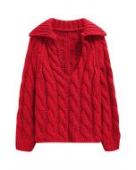 Pull en maille torsadée épaisse à col en V en rouge