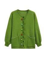 Cardigan en tricot à poches plaquées avec boutons ondulés et pompons colorés en vert