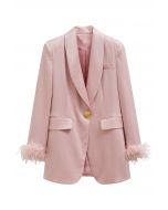 Blazer en satin à col châle et manchettes en plumes