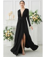 Robe longue fendue devant à décolleté en V profond en noir